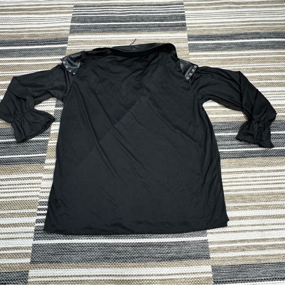 Spirit Halloween Men’s Rogue‎ Pirate Costume Size Large Black - Picture 5 of 13